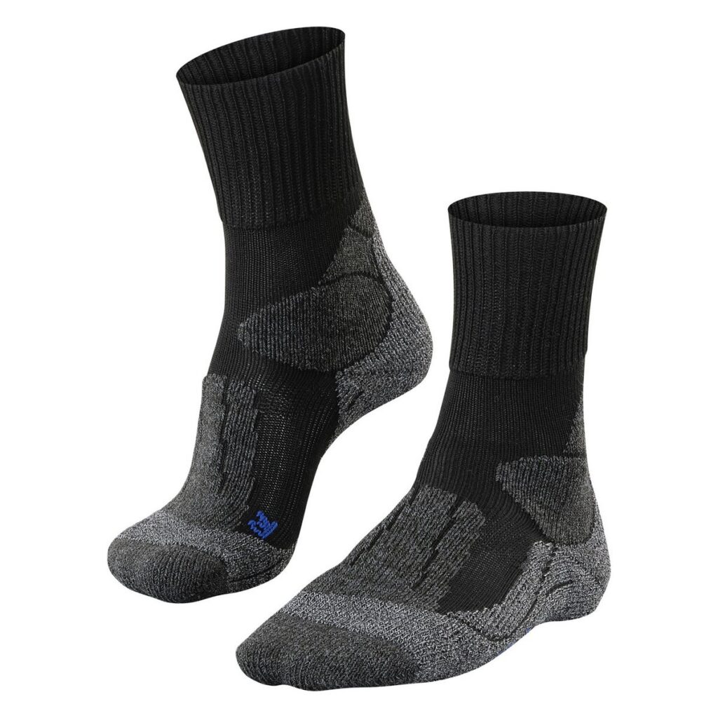 Falke TK1 Cool – pánske trekingové ponožky Black s extra silnou vypchávkou
